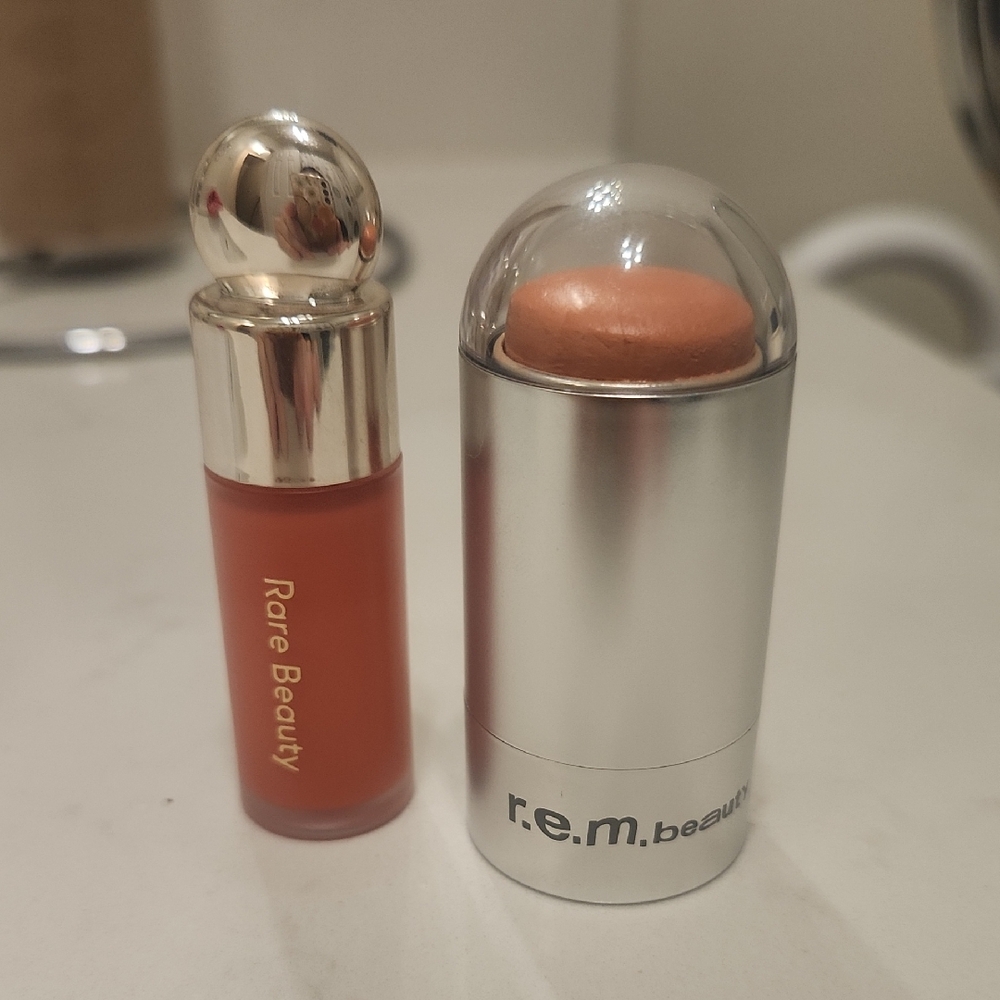 Rare Beauty And REM Duo - One Free With Any Purchase In My Closet